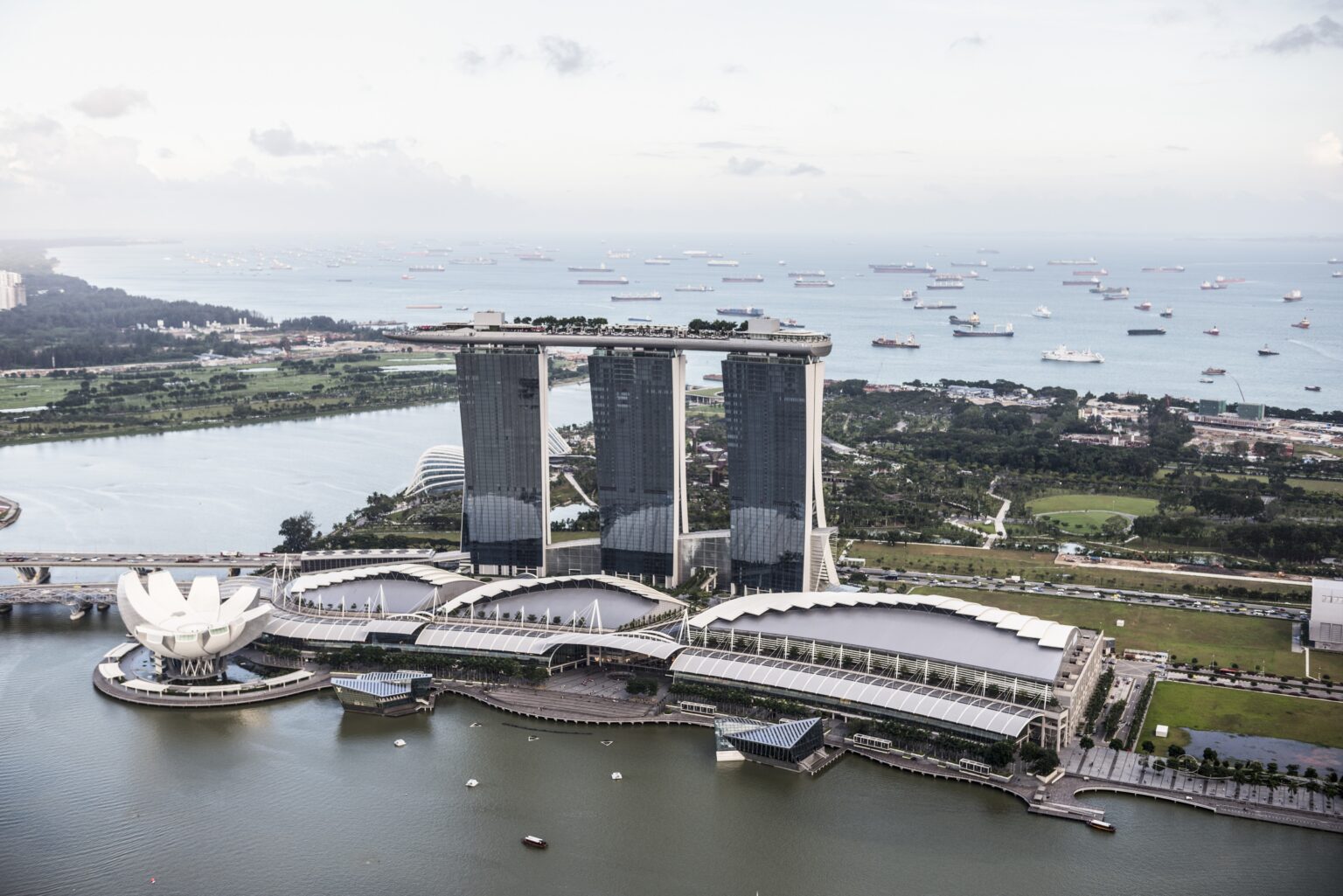 Ikoniske Mandarina Bay Sands i Singapore får søsterhotell