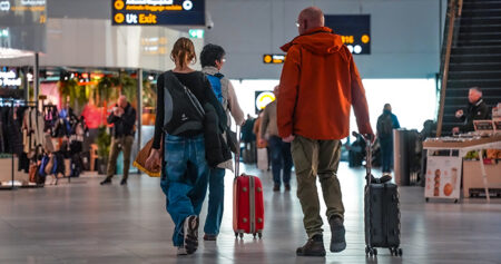 Nå starter julerushet på norske flyplasser